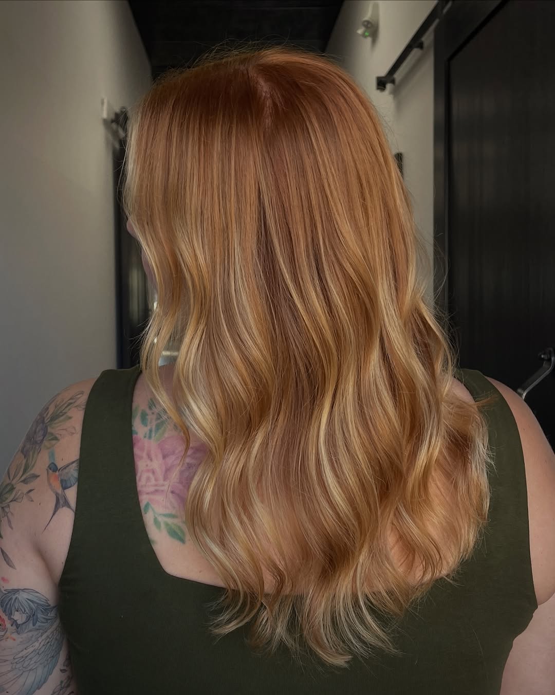 @hollydoeshair